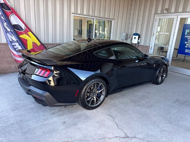 2024 Ford Mustang Dark Horse