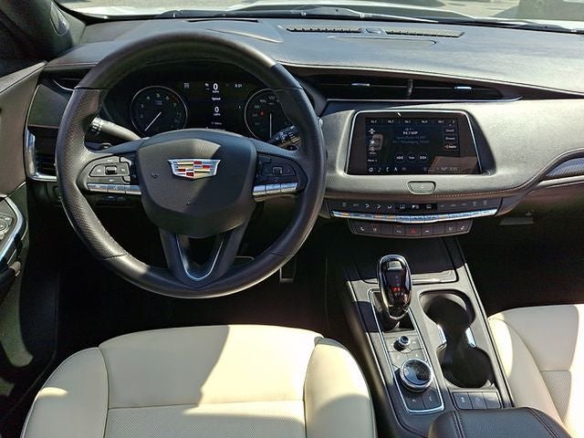 2023 Cadillac XT4 Sport