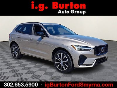 2023 Volvo XC60 B5 Plus Dark Theme