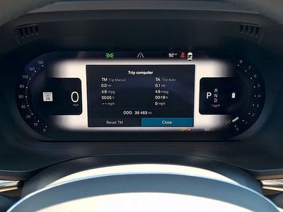 2023 Volvo XC60 B5 Plus Dark Theme